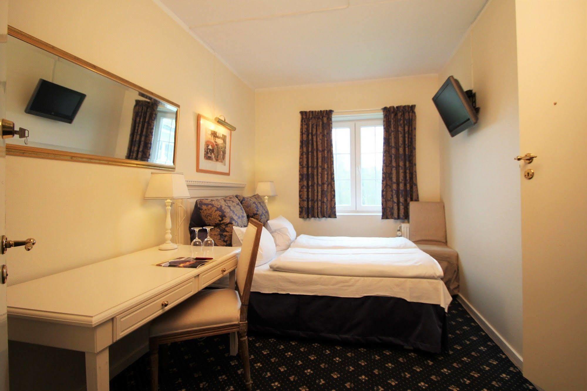 Store Restrup Manor House Екстер'єр фото